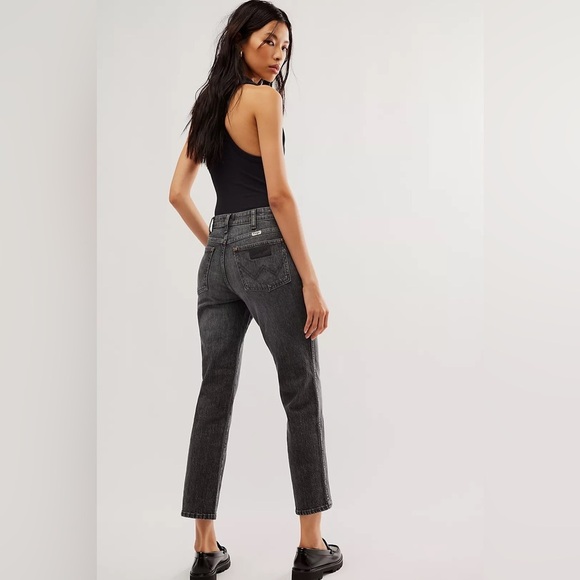 NWT Wrangler Wild West 603 High Rise Straight Faded Black Jeans Size 30 - Picture 1 of 16